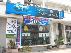 Clothing Deck (Clothing)